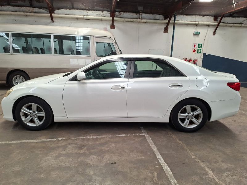  28699  TOYOTA MARK-X  2010  