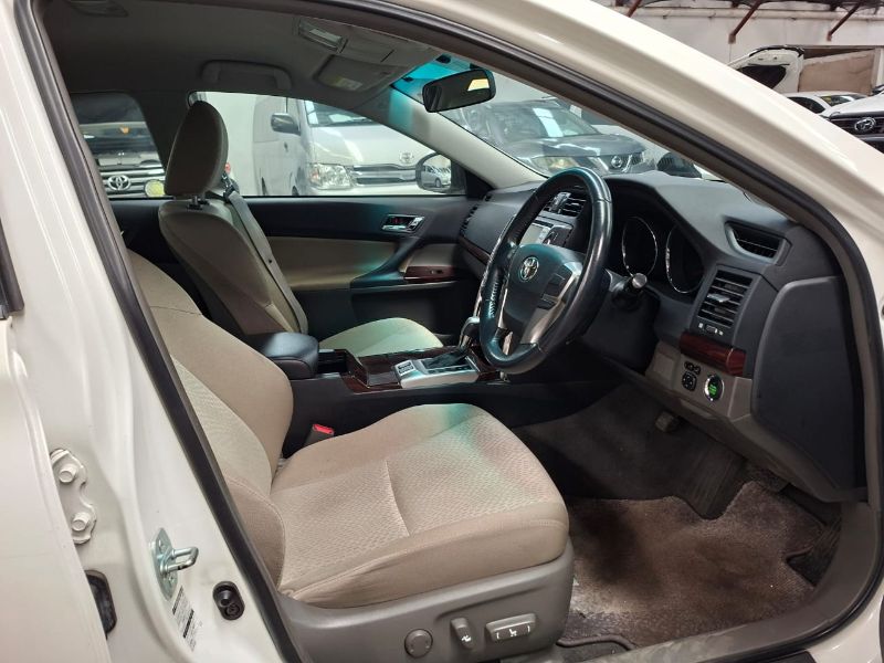  28699  TOYOTA MARK-X  2010  