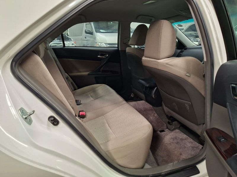  28699  TOYOTA MARK-X  2010  
