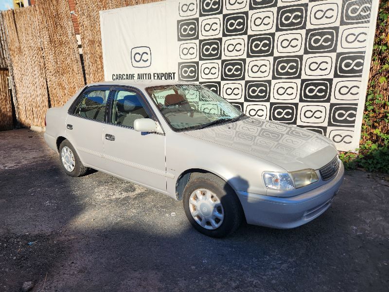  28701  TOYOTA COROLLA  1999  