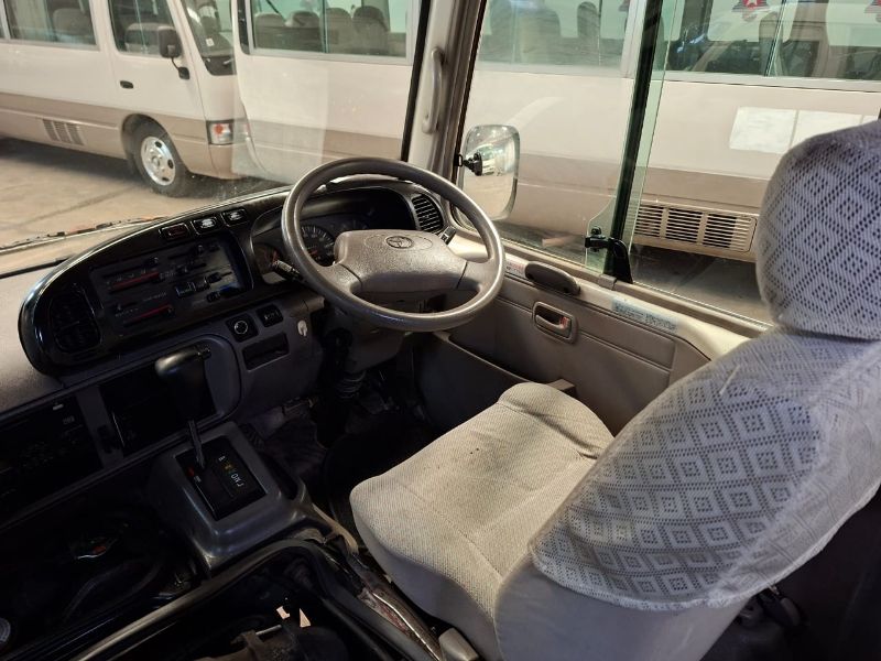  28702  TOYOTA COASTER  2003  