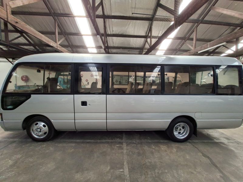  28719  HINO LIESSE BUS  2000  