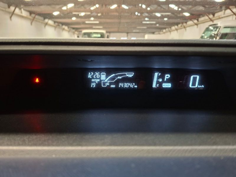 28731  TOYOTA AQUA  2016  