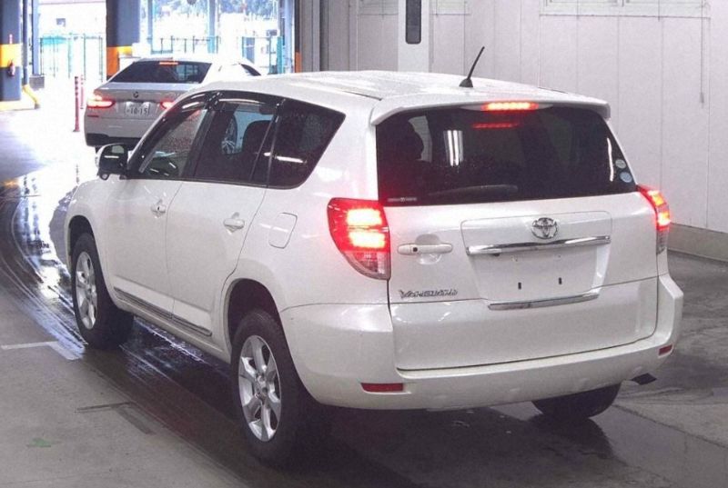  28748  TOYOTA VANGUARD  2012  