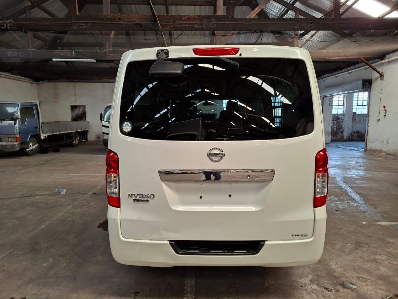  28757  NISSAN CARAVAN  2017  