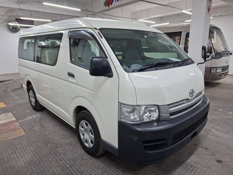  28766  TOYOTA HIACE  2006  