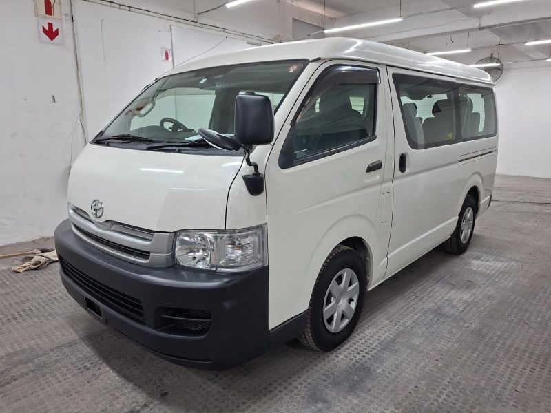  28766  TOYOTA HIACE  2006  