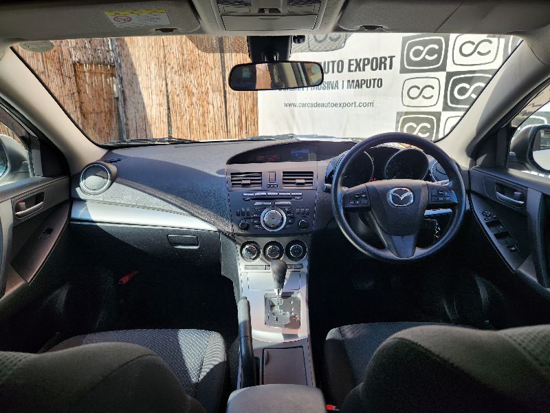  28782  MAZDA AXELA  2009  