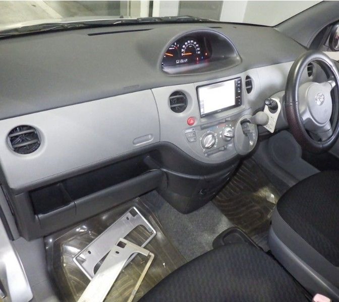  28783  TOYOTA SIENTA  2008  