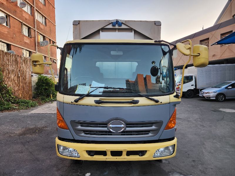 28790 HINO RANGER 2002