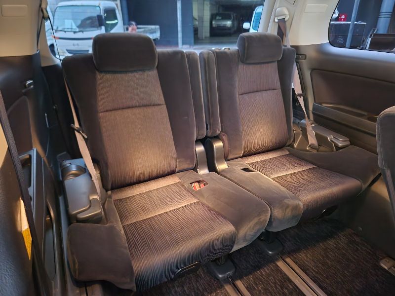  28795  TOYOTA Vellfire  2010  