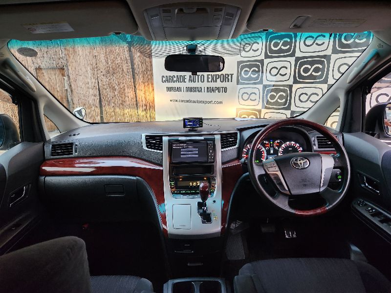  28795  TOYOTA Vellfire  2010  