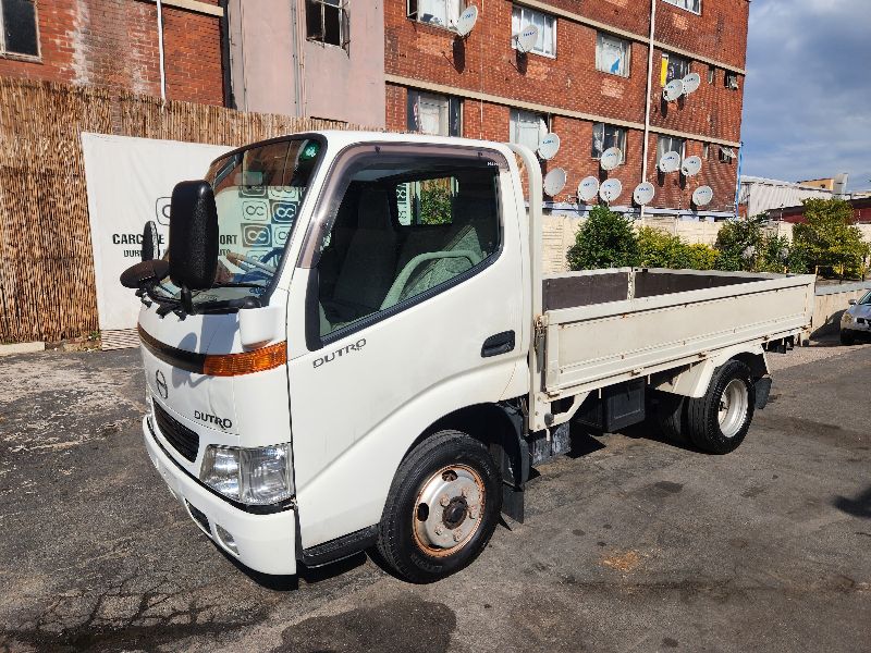  28798  HINO DUTRO  1999  