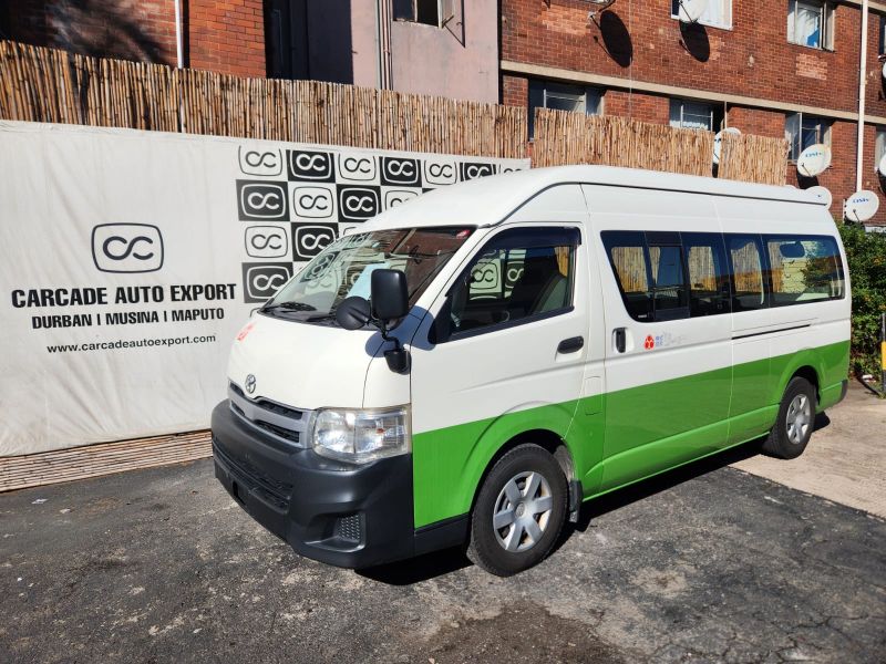  28800  TOYOTA HIACE  2013  