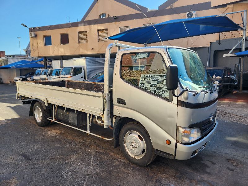 28804  TOYOTA DYNA  2009  