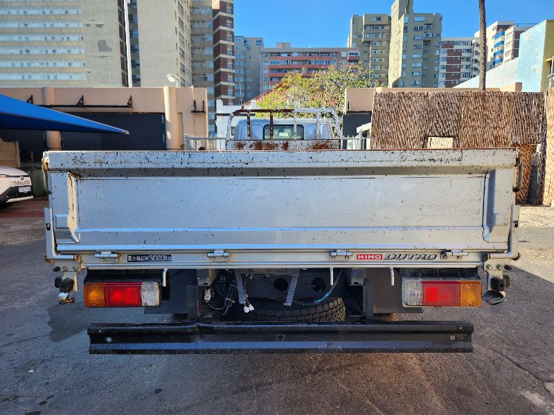  28804  TOYOTA DYNA  2009  