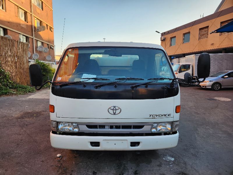 28805 TOYOTA TOYOACE 1998