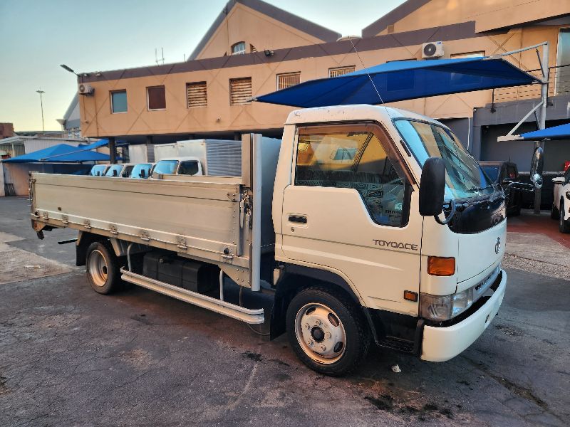  28805  TOYOTA TOYOACE  1998  