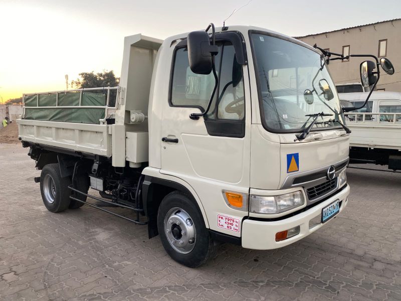  28806  HINO RANGER  2000  
