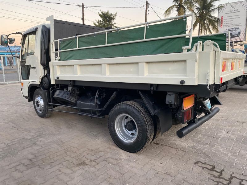  28806  HINO RANGER  2000  