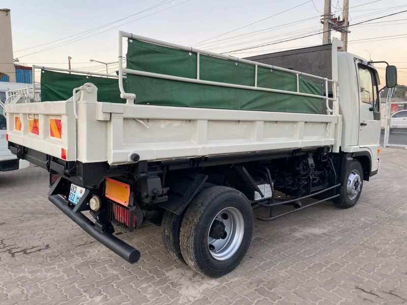  28806  HINO RANGER  2000  