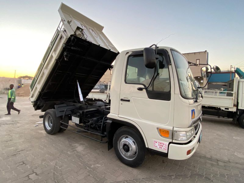  28806  HINO RANGER  2000  