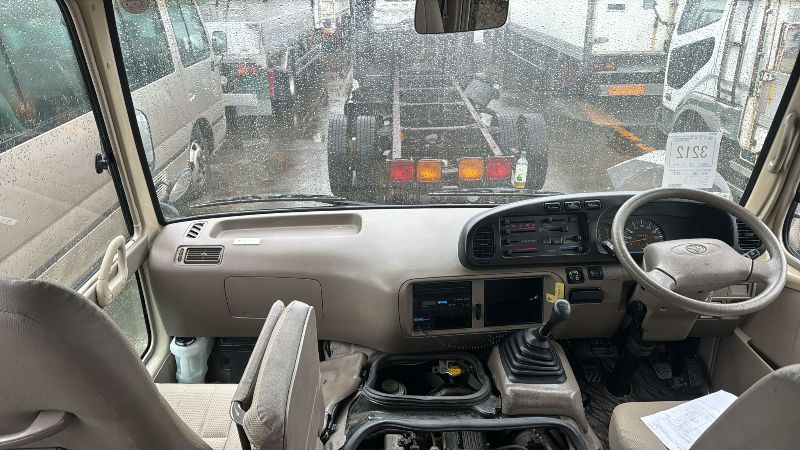  28807  TOYOTA COASTER  2001  
