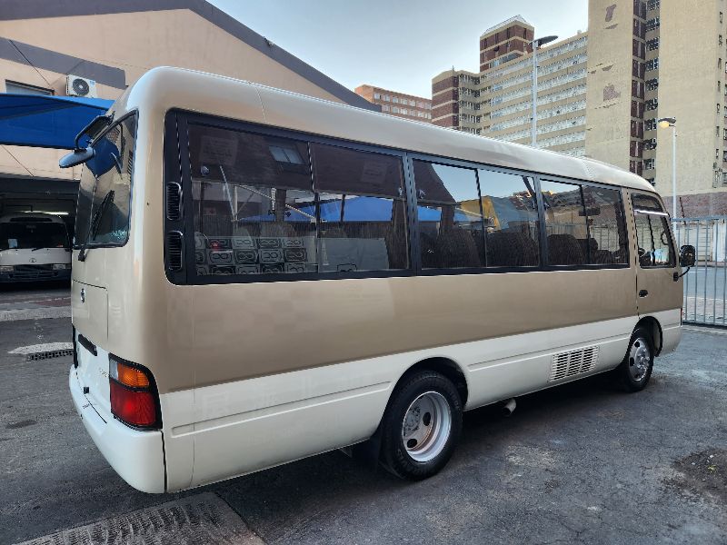  28807  TOYOTA COASTER  2001  