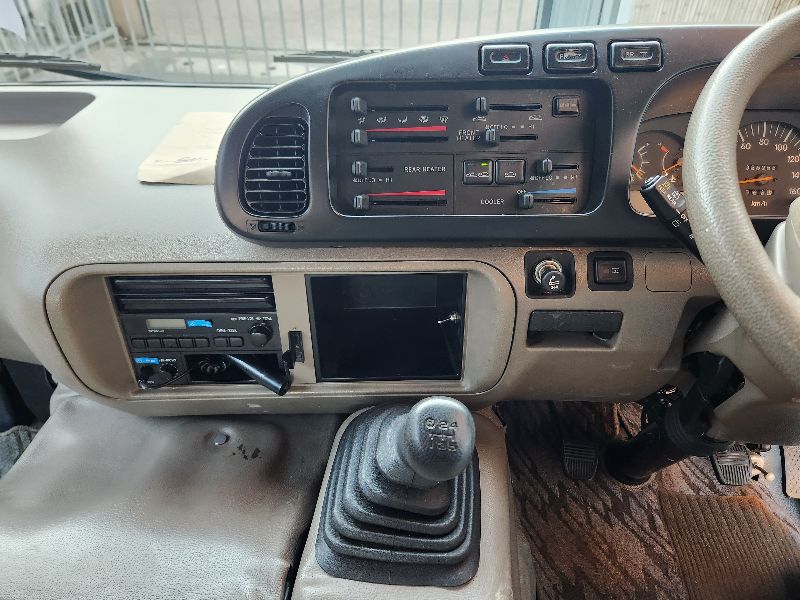  28807  TOYOTA COASTER  2001  