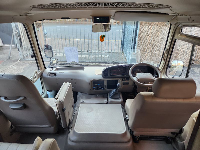  28807  TOYOTA COASTER  2001  