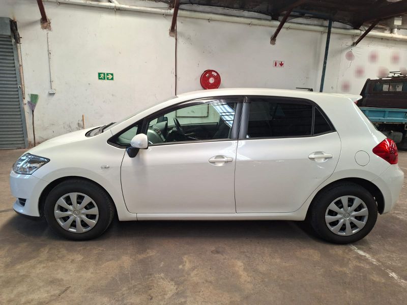  28808  TOYOTA AURIS  2008  