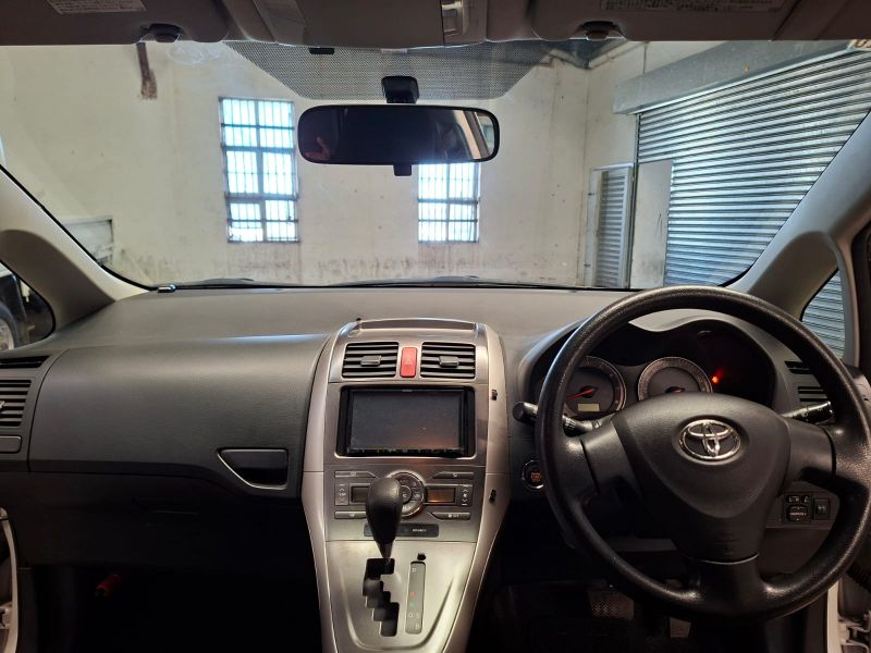  28808  TOYOTA AURIS  2008  