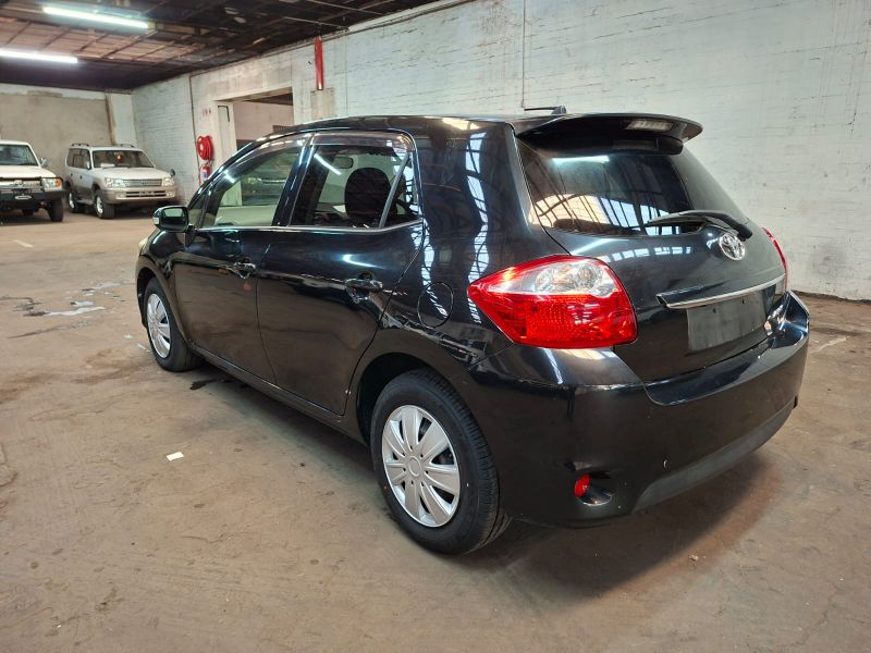  28812  TOYOTA AURIS  2010  
