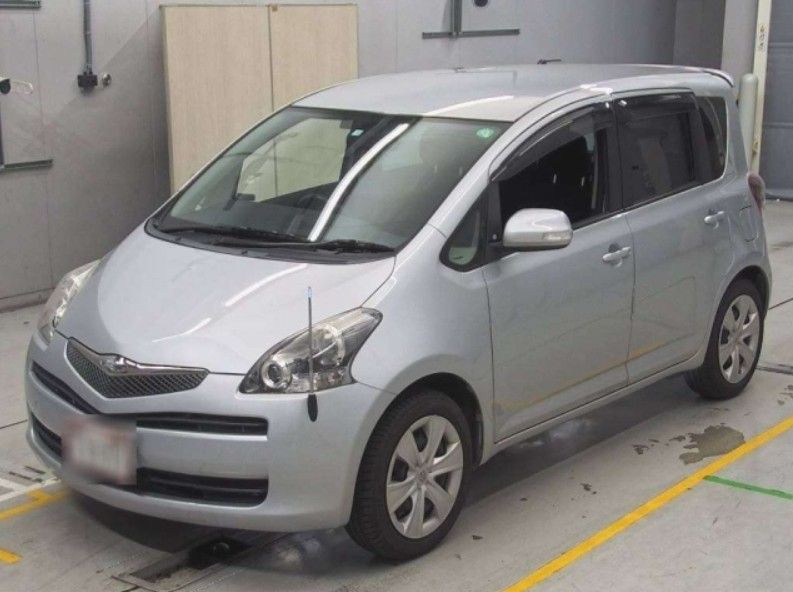 28820  TOYOTA RACTIS  2010