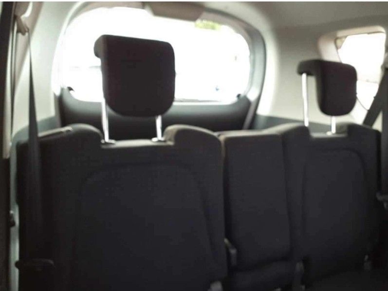 28820  TOYOTA RACTIS  2010