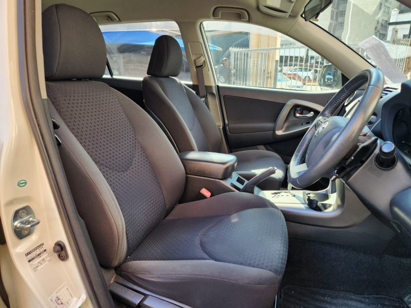 28822  TOYOTA VANGUARD  2012