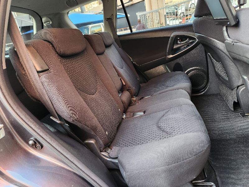  28831  TOYOTA VANGUARD  2010  