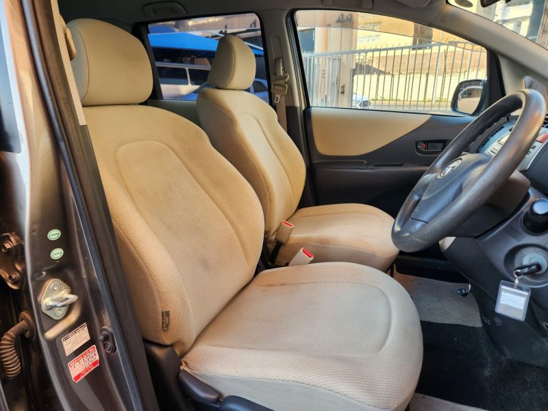  28837  TOYOTA RACTIS  2008  