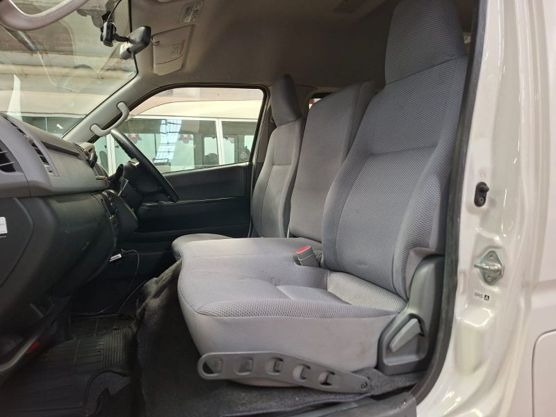  28839  TOYOTA HIACE  2008  