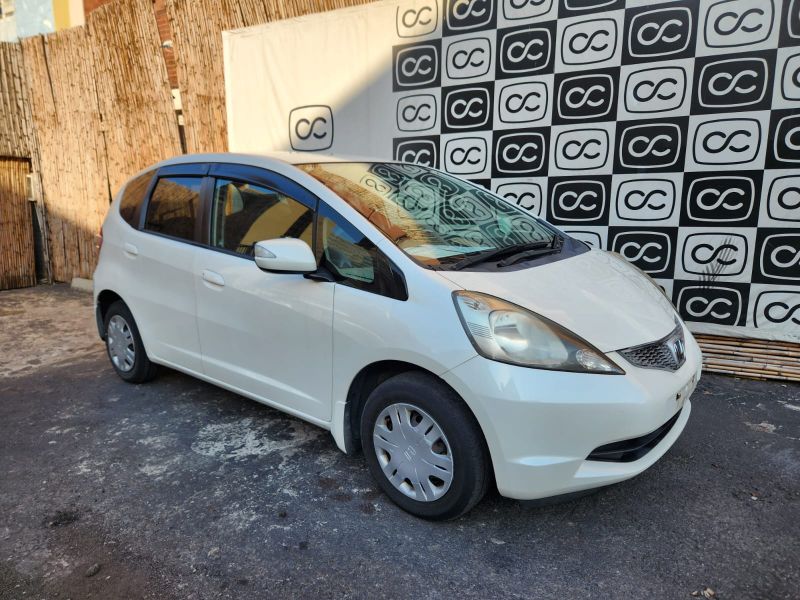  28841  HONDA FIT  2010  
