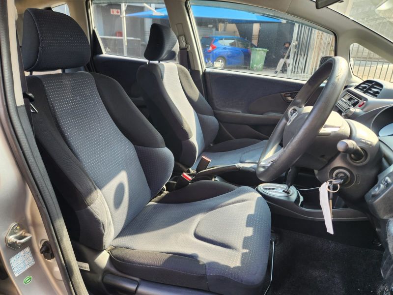  28842  HONDA FIT  2009  