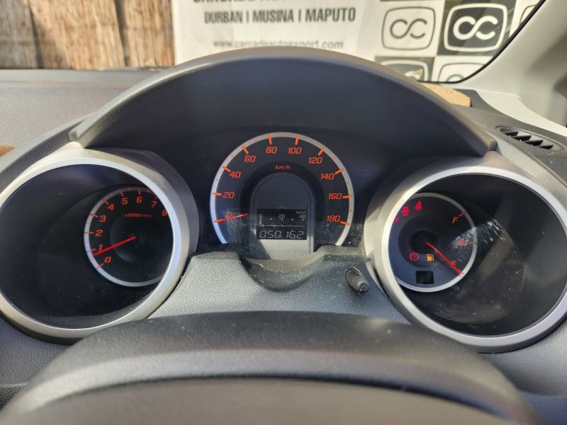  28843  HONDA FIT  2008  