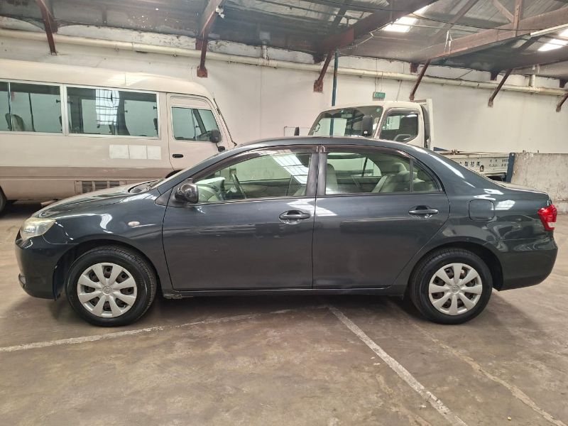 28848  TOYOTA COROLLA AXIO  2011