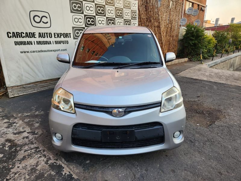  28793 TOYOTA SIENTA  2013  
