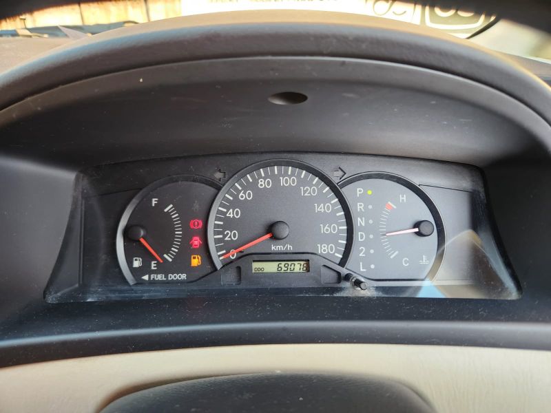  28852  TOYOTA COROLLA SPACIO  2006  