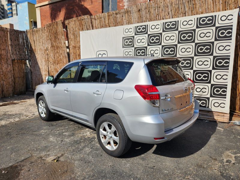  28873  TOYOTA VANGUARD  2010  