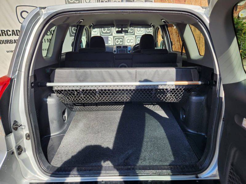  28873  TOYOTA VANGUARD  2010  