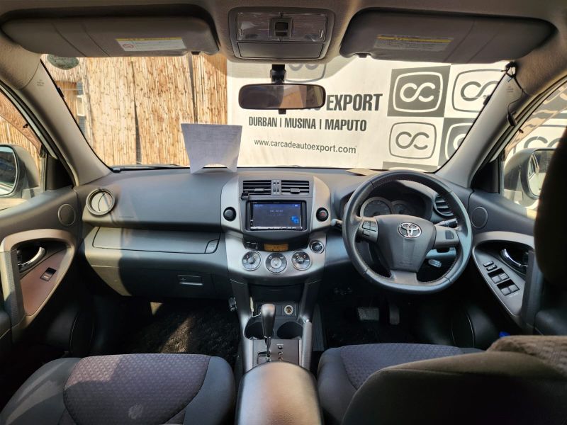  28877  TOYOTA VANGUARD  2010  