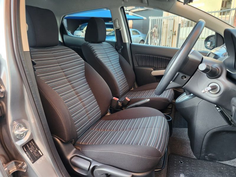  28896  MAZDA DEMIO  2010  