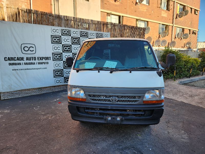 28899 TOYOTA REGIUS ACE 2003